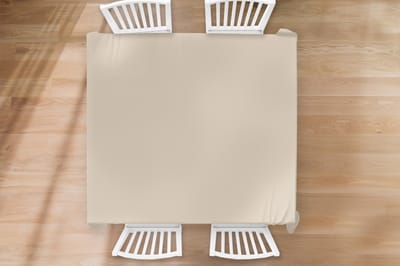Tafelkleed - Tafellaken - 180x180 cm - Beige - Effen kleur - Binnen en Buiten