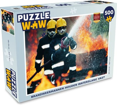 Puzzel Brandweermannen houden waterslang vast - Legpuzzel - Puzzel 500 stukjes