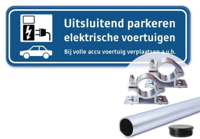 Parkeerbord Elektrische Voertuigen - Weerbestendig Aluminium - 40x15 cm - Bevestiging: Met paal 120 cm + paalbeugels + paaldop