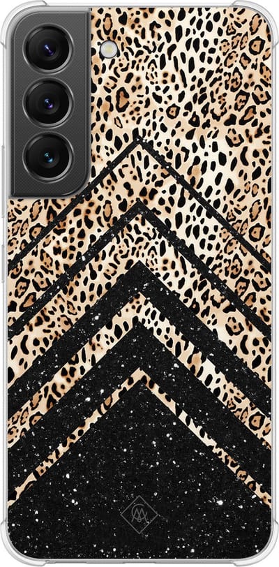Casimoda® hoesje - Geschikt voor Samsung Galaxy S22 - Chevron Luipaard - Shockproof case - Extra sterk - TPU/polycarbonaat - Bruin/beige, Transparant