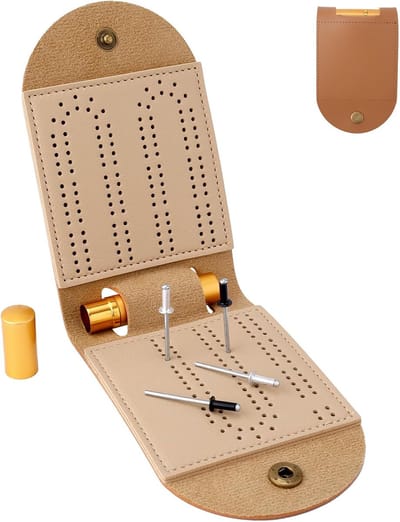 Dailygoods- Cribbage Bordspel Opvouwbaar - Draagbaar Bordspel - PU Materiaal - 4 Metalen Pinnen - 1 Opbergvak - Ideaal voor Familie en Vrienden