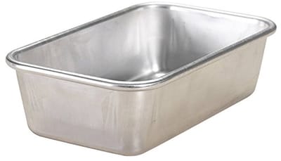 Bakken met een natuurlijke aluminium bakvorm - 22.9 cm x 13.5 cm x 7 cm