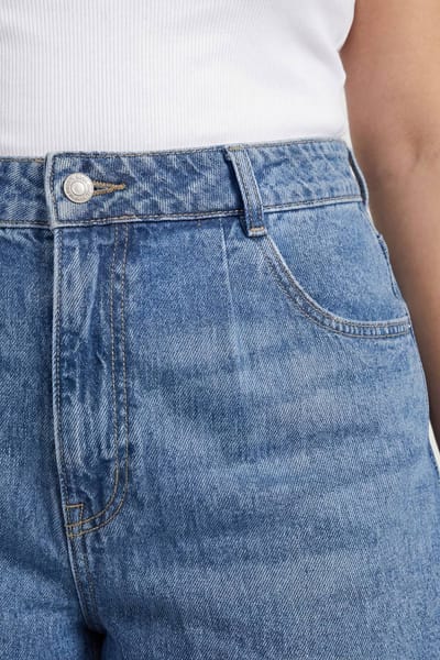 boohoo Dames Plus Flippy Denimshorts met wijde pijpen | Medium Gebleekt | Maat: 44
