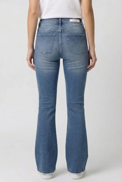 RAIZZED Sunrise Crafted Jeans Vintage Blue Maat: W23L34 | Flared Jeans Outlet | Dames | Blauw