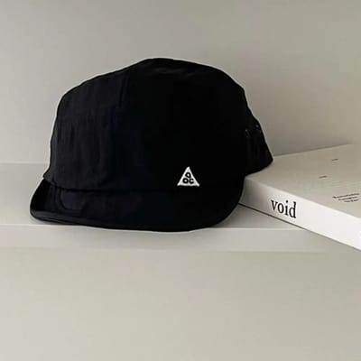Retro Sneldrogende Petten met Korte Klep Uniseks Zomer Buiten Zonnebrand Casual Veelzijdig 5-panel Werkkleding Japanse Kampeerhoed black