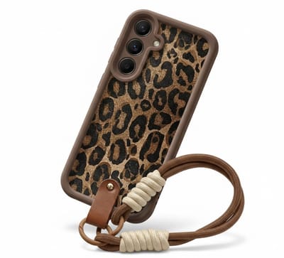 Bruin luipaard print telefoon hoesje met koord geschikt voor Samsung S25 Plus hoesje– backcover dames met panter dessin, afneembaar draagkoord en minimalistisch ontwerp