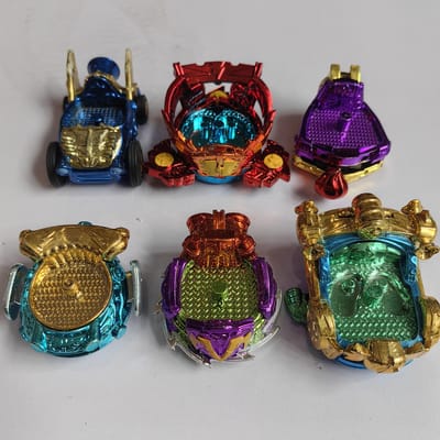 1 stuks Superzings Auto Superthing Boot Willekeurige Stijlen Goud Zilver Ultra Zeldzaam Super Zings Collectie Speelgoed voor Jongens Cadeaus