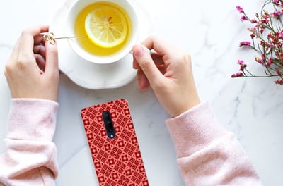 OnePlus 7 Pro TPU bumper Batik Rood