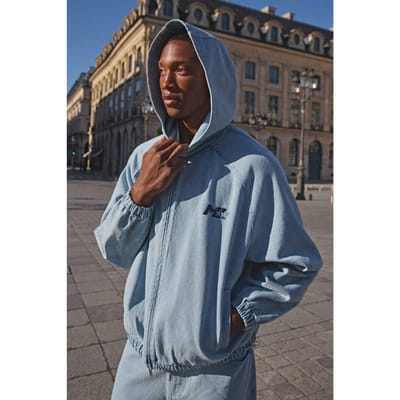 Gebloemde Voetbal Geborduurd Denim Hoodie | Light Wash | Size Small