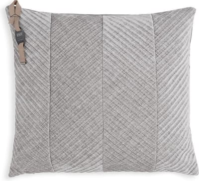 Knit Factory Beau Sierkussen - Vierkant kussen - Kussen woonkamer - Bank kussen - Decoratie kussen - Licht Grijs - 50x50 cm - Kussenhoes inclusief kussenvulling