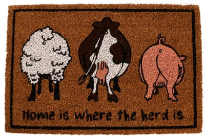 Deurmat kokos"Home is where the herd is" - 60,5 cm x 40,2 cm - Kokosvezel - PVC - rubber - deurmat - mat - anti slip - voor binnen en buiten - geschenk - cadeau - gift - nieuwjaar - kerst - verjaardag