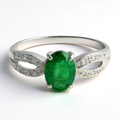 Cavill - Zilveren Ring met Bahia Ovale Smaragd 0,9ct en 925 Sterling Zilver Platina Verguld - Luxe Ring met Zirkonen - Elegante Braziliaanse Sieraad