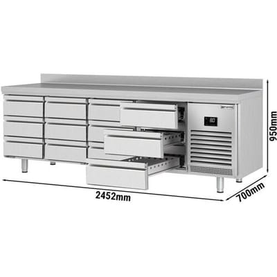GGM Gastro Kühltisch Premium PLUS - 2452x700mm - 12 Schubladen - Aufkantung