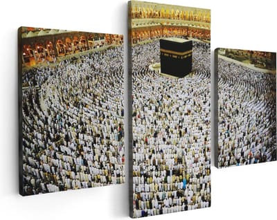 Artaza Canvas Schilderij Drieluik Zwarte Steen in Mekka met Biddende Moslims - 90x60 - Foto Op Canvas - Canvas Print