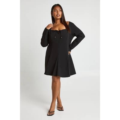 boohoo Dames Plus gouden detail, gebonden voorkant, godetzom jurk | Zwart | Maat: 44