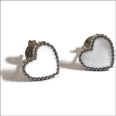 Aramat Jewels | Oorbellen | Emaille Hartjes Oorbellen 7mm Kleurrijk - Chirurgisch Staal Studs | 10mm / Wit | |7mm | Staal | Kinderen, Volwassenen | Verkleurd niet