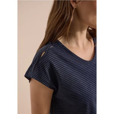 Shirt met overhangende schouders en uitgesneden details