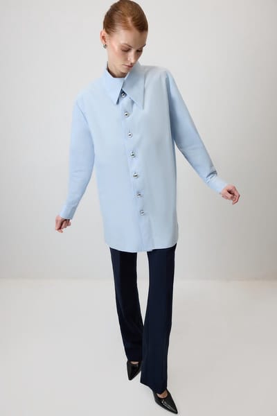 Touché Privé - Blouse met metalen knopen - Lichtblauw - Dames