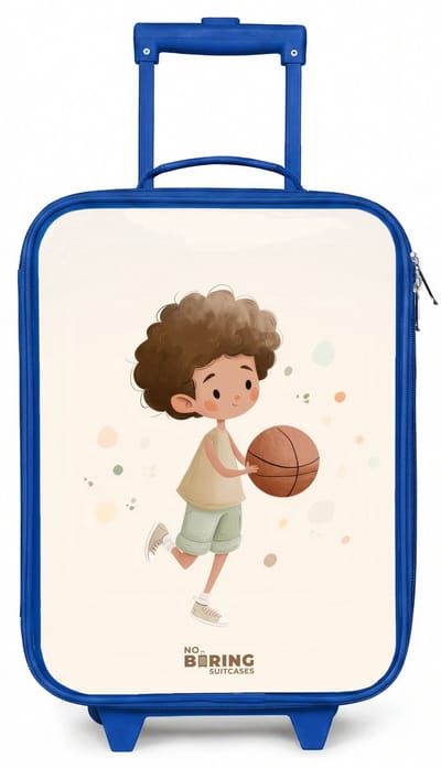 NoBoringSuitcases.com® - Kinderkoffer blauw - Kindertrolley jongen - Jongen met een basketbal in beige kleuren - Koffer kind lichtgewicht - Reiskoffer trolley voor kinderen - Koffertje met lichtgevende wieltjes - Rolkoffer