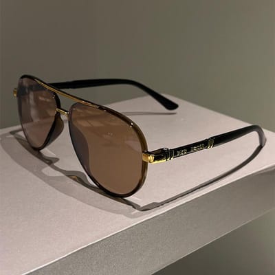 Lunettes de soleil classiques style aviateur Mode homme Vintage Extérieur Décontracté Lunettes de soleil Femmes Dernier Design de luxe moderne Décor Lunettes de soleil without case gray