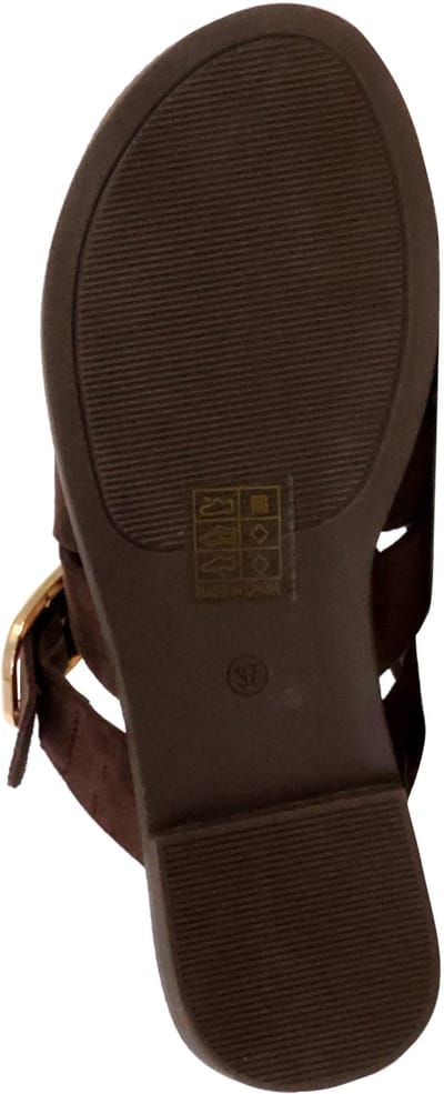 Sandalen om aan te trekken