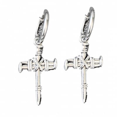 klem oorbellen- spijker -kruis-zilverkleur-geen gaatje-Charme Bijoux