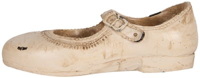 Clayre & Eef Decoratie Beeld Schoen 15x6x5 cm Beige Kunststof