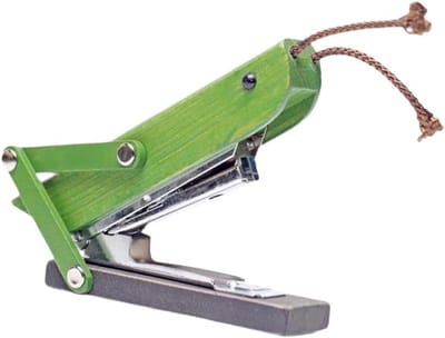 Sprinkhaan nietmachine - Dieren nietmachine - Papier binden - Massief houten ontwerp - 13.5 x 4.2 x 6.2 cm - Groen