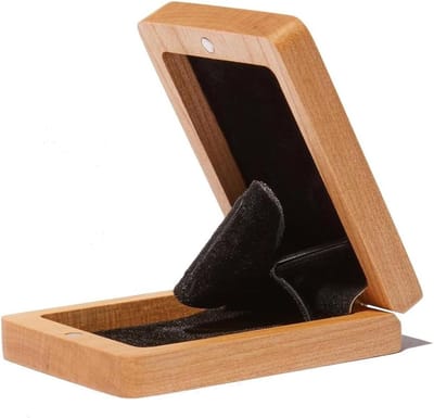 Houten verlovingsring box met geraffineerd ringhouder mechanisme voor huwelijksaanzoek - de juiste draai voor perfect "Willst du Me trouwen" moment - kersenhout ringendoosje bruiloft