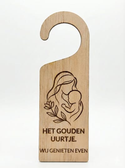 Houten Deurhanger "Het Gouden Uurtje" - Niet Storen Bordje Baby & Mama - Origineel Kraamcadeau - Rust & Privacy