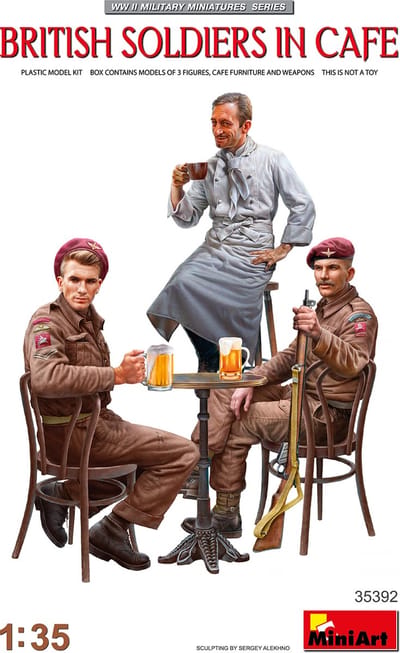 MiniArt Modelbouwpakket Militaire voertuigen - 35392 British Soldiers in Cafe Plastic - 1:35 - Modelbouw