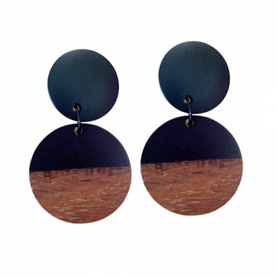 Clip oorbellen -zwart- bruin hout - epoxy -Dilara-geen gaatje- Charme Bijoux