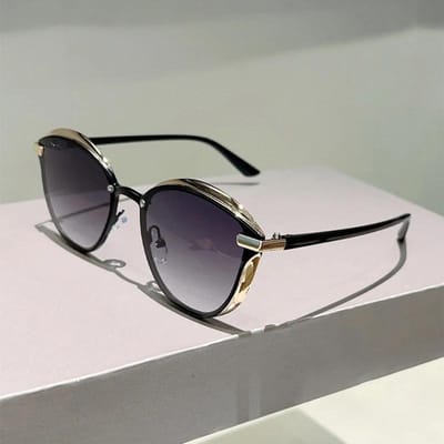 Oversized Vintage Zonnebril Dames Nieuw in de Mode Spiegel Outdoor Casual Shades Ins Trendy Koreaanse Stijl Decor Zonnebril as picture shows white