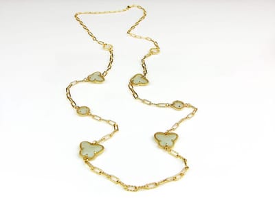 lange zilveren halsketting collier halssnoer geelgoud verguld Model Vlinder en Bol met licht blauwe stenen