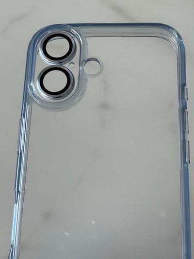Anti-Yellow TPU/PC Hoesje - Geschikt voor iPhone 16 Plus - Met Cameralens Glas Bescherming – Transparant/Blauw – 2.5mm Dikte