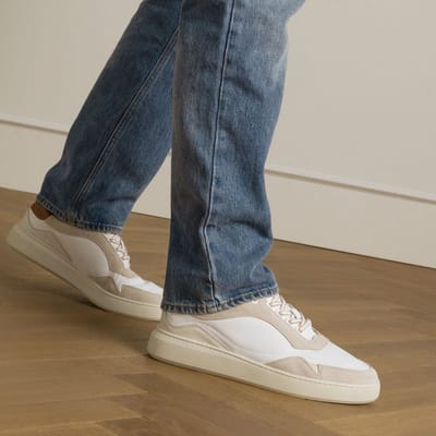 Manfield - Heren - Witte leren sneakers met beige details - Maat 45