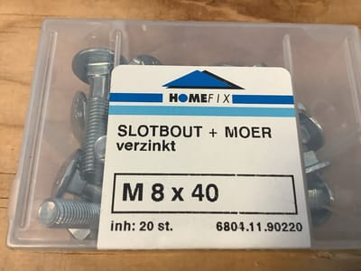 Homefix. Slot bout met moer 20 stuks verzinkt. M 8 x 40 mm lang. Hout bouten.