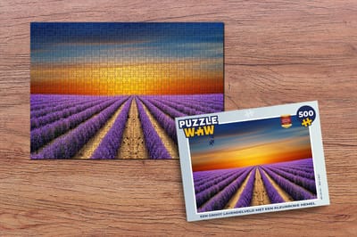 Puzzel Een groot lavendelveld met een kleurrijke hemel - Legpuzzel - Puzzel 500 stukjes