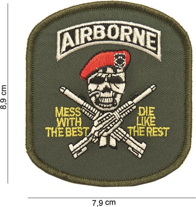 Embleem stof Airborne doodskop