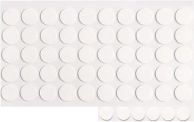 Extra sterke dubbelzijdige tape, 56 stuks, 1,18 inch, voor meerdere oppervlakken, verwijderbaar en herbruikbaar, ideaal voor decoraties en bescherming van kwetsbare objecten, plakband voor knutselen en bevestigen.