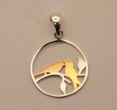 Sterling zilver hanger met 1 micron 18k geel en roze goud vogels - vogel hangertje van zilver en goud - liefdes hanger van 2 verliefde vogels van 925 zilver met 18K goud - hanger voor geliefde