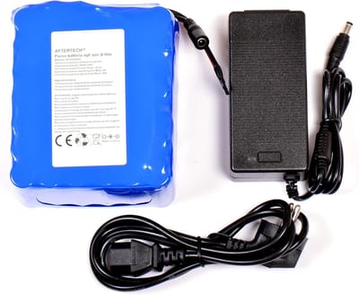 Oplaadbare Batterij - Lithium Batterij - Apparaten Voeden - Hoge Capaciteit - 13.5 x 11 x 6.8 cm