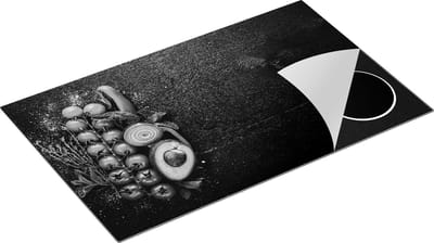 Chefcare Inductie Beschermer Groente op Zwart Hout - Groentes - Zwart Wit - 85x52 cm - Afdekplaat Inductie - Kookplaat Beschermer - Inductie Mat