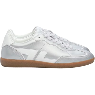 Trainers Zeta Delta