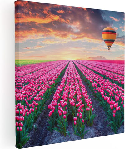 Artaza Canvas Schilderij Tulpenveld - 80x80 cm - Wanddecoratie Bloemen - Muurdecoratie Luchtballon - Schilderijen Op Canvas Zonsondergang