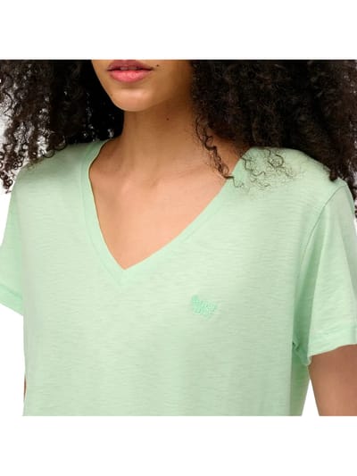 Superdry - Ruimvallend geborduurd T-shirt met V-hals - Dames - T-shirts
