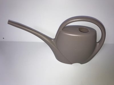 Gieter 1.7 liter leverbaar in bruin