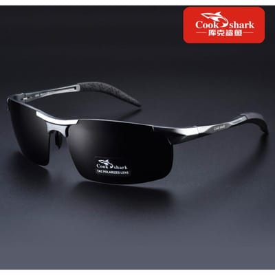 De nieuwe aluminium magnesium zonnebril van Cook Shark, heren zonnebril HD gepolariseerd, autorijden, gekleurde bril, Tide CHINA&black grijze kleur