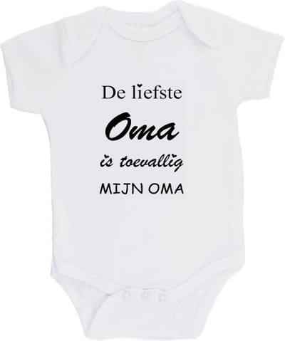 100% katoenen Romper "De liefste oma is toevallig mijn oma" Unisex Katoen Wit/zwart Maat 62/68