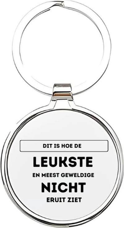 Akyol - dit is hoe de leukste en meest geweldige nicht eruitziet Sleutelhanger - Nicht - de leukste nicht - nicht sleutelhanger - sleutelhanger - sleutelhanger voor nichten - familie sleutelhanger - verjaardagscadeautje - cadeau nicht - 4 x 7,5 CM
